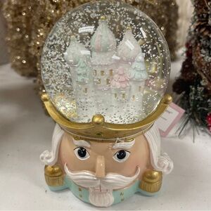 Cupcakes & Cashmere Pink Christmas Nutcracker Gingerbread  Snowglobe ❄️🩷🎄NWT